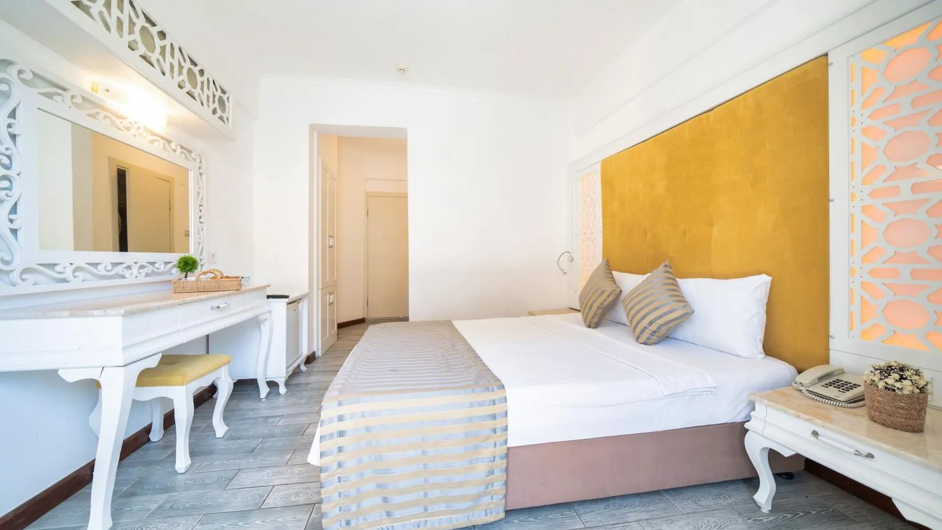 Ata Lagoon Beach Hotel Ölüdeniz