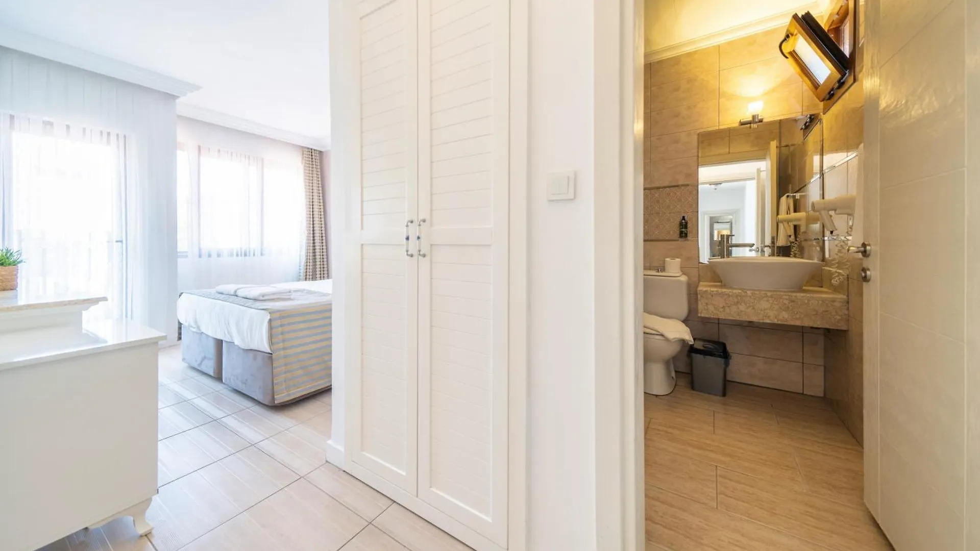 Ata Lagoon Beach Hotel Ölüdeniz