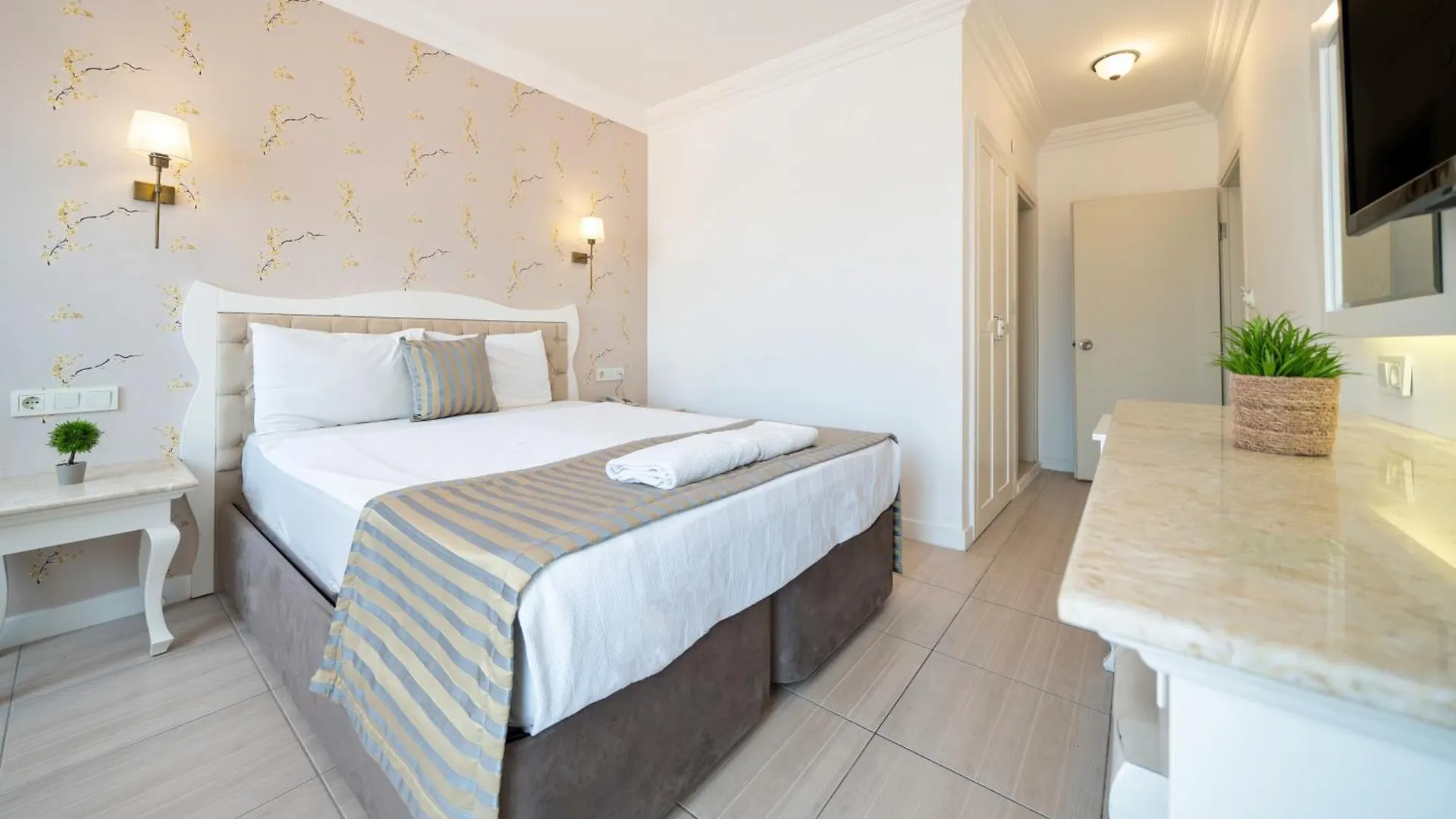 Ata Lagoon Beach Hotel Ölüdeniz